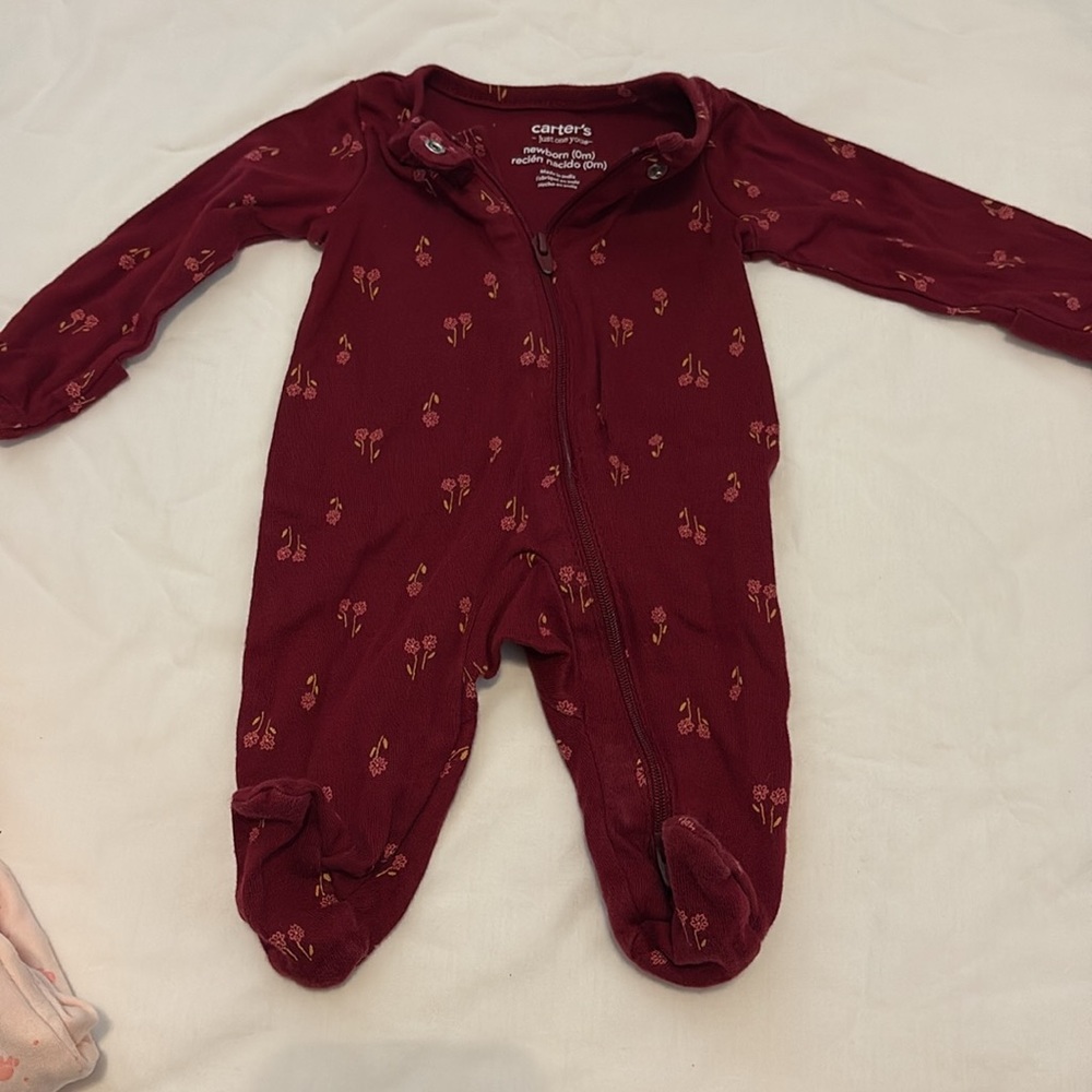 Newborn pajamas. Carter’s,Disney,Pause&Sleep - Picture 7 of 8